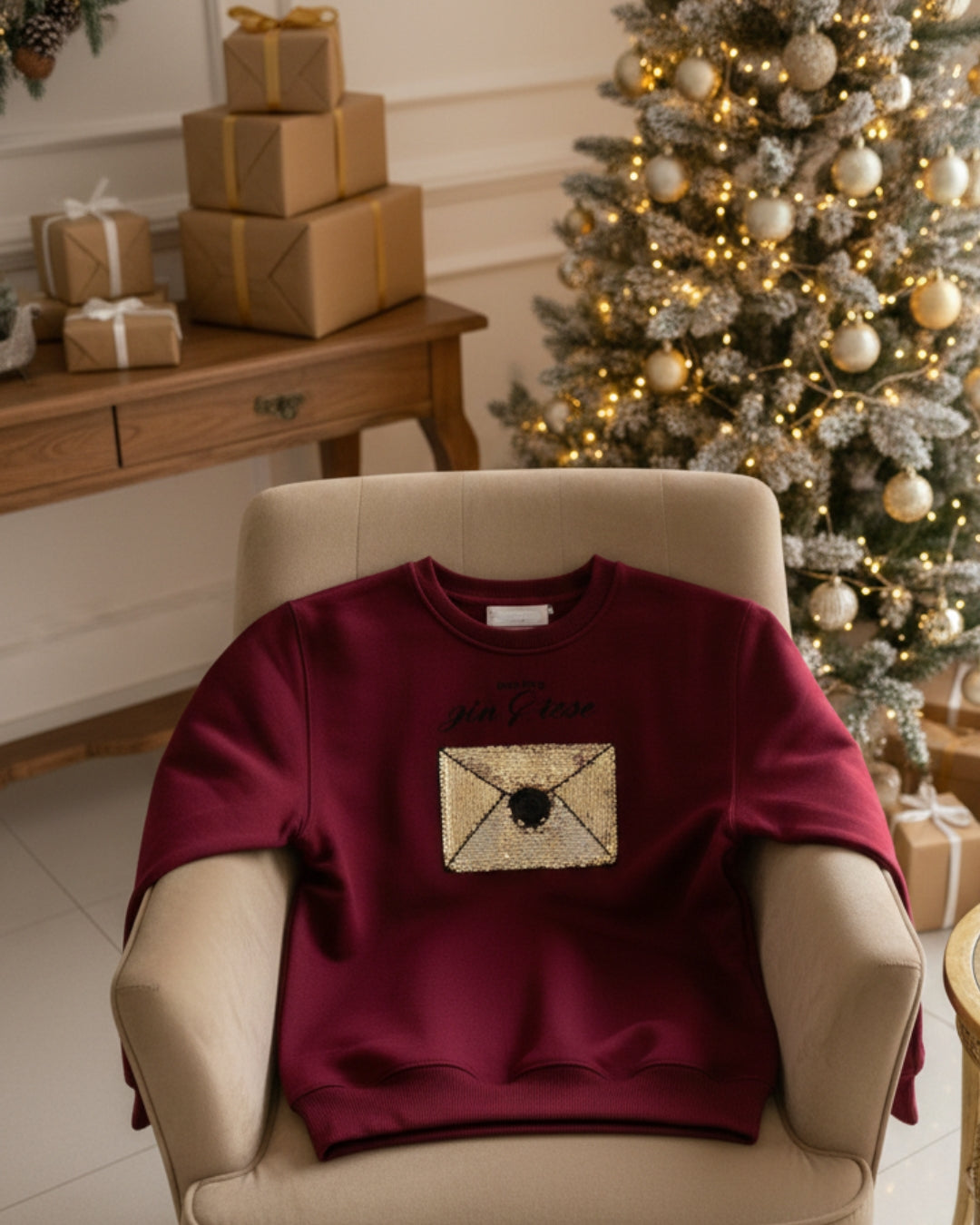 Sparkle Mail Sweatshirt